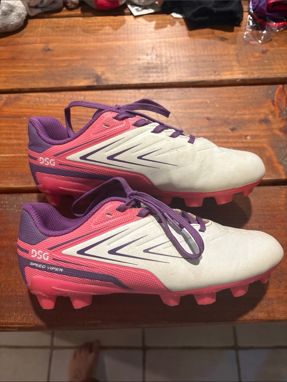 DSG Girls Speed Viper Soccer Cleats